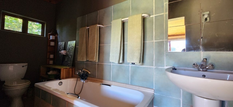 10 Bedroom Property for Sale in Joubertina Eastern Cape